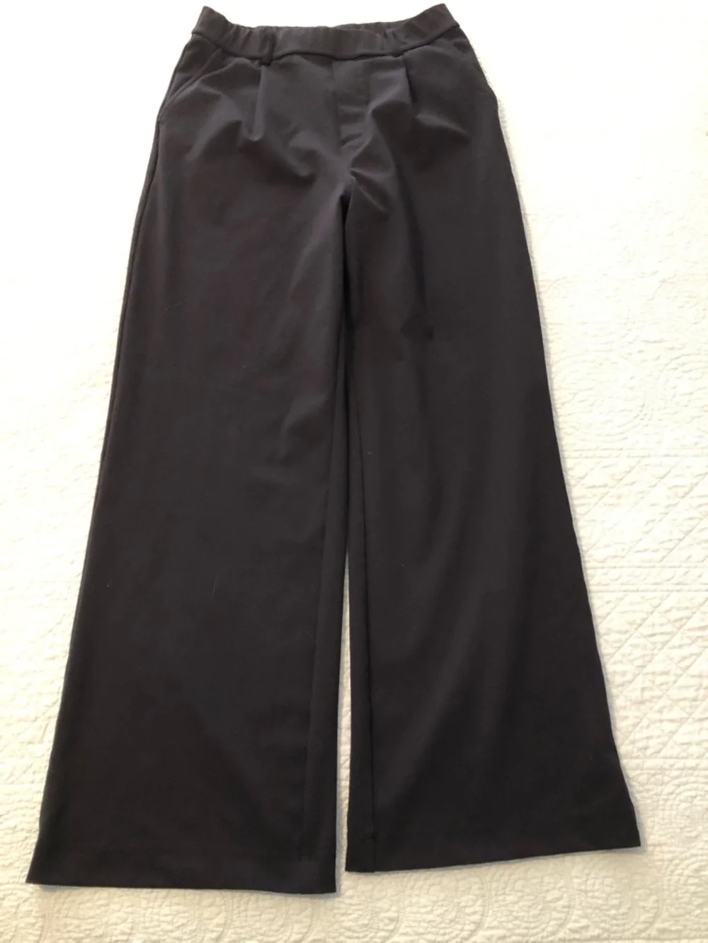 Halara Flex DayStretch trousers pants. Size medium. - Picture 4 of 12